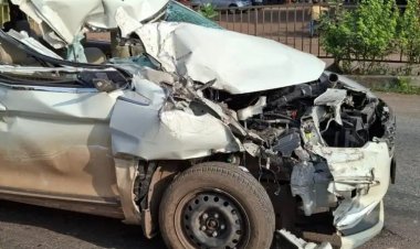 जी रोड पर भीषण सड़क हादसा : तेज रफ्तार अर्टिगा कार ट्रक से टकराई, चालक समेत दो की हालत गंभीर