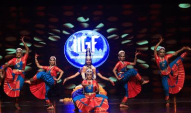 बढ़ईटोला में आज मनेगा दीपों का पर्व, रॉयल डांस प्रतियोगिता से सजेगा लक्ष्मी पूजा उत्सव