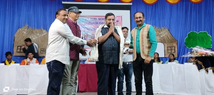 पी.एम. स्कूल जवाहर नवोदय विद्यालय डोंगरगढ़ में आदर्श युवा ग्रामसभा का सफल आयोजन